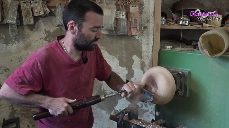 Rencontre avec un ébéniste, tourneur sur bois: Simon Cartier-Lange: (06-2019)
